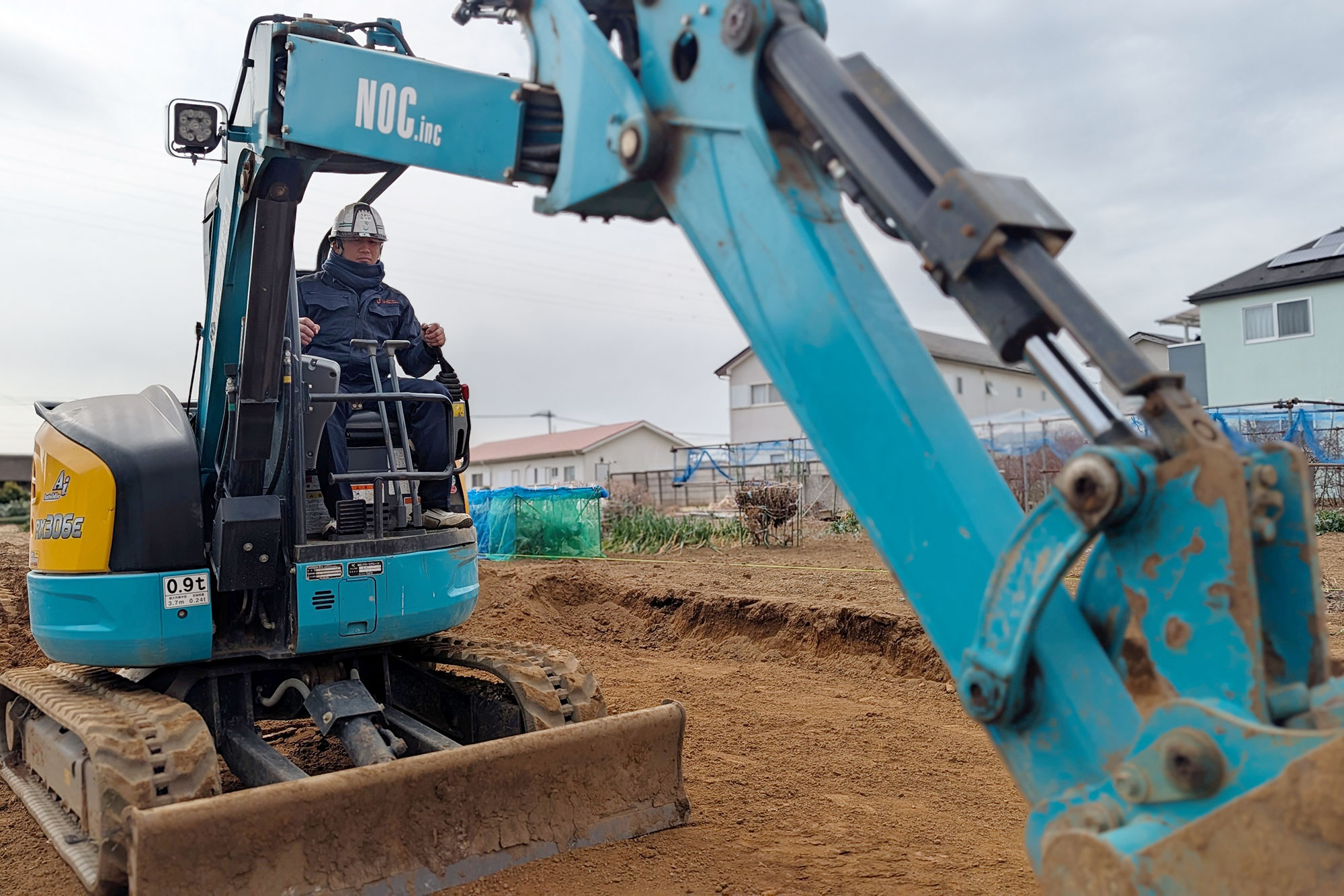 土木作業をする従業員